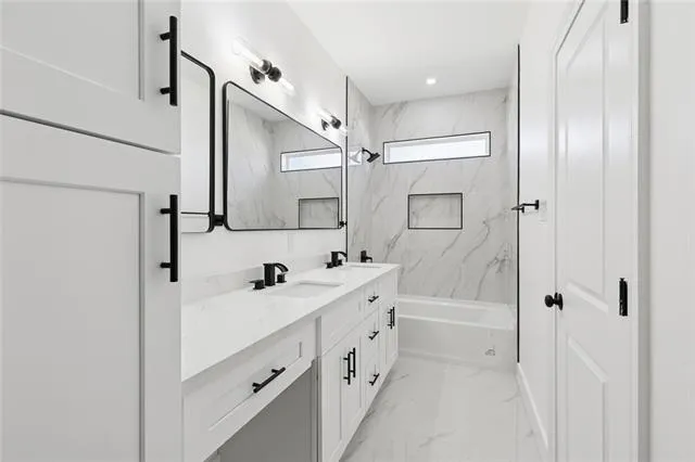 $285,000 | 587 West Easy Street, Destrehan, LA 70047