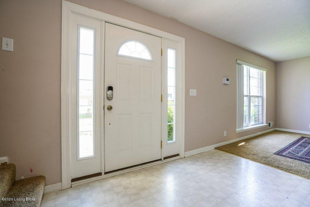8217 Adams Run Road Louisville, KY 40228 - Photo 2 of 31 002-8217-2_m
