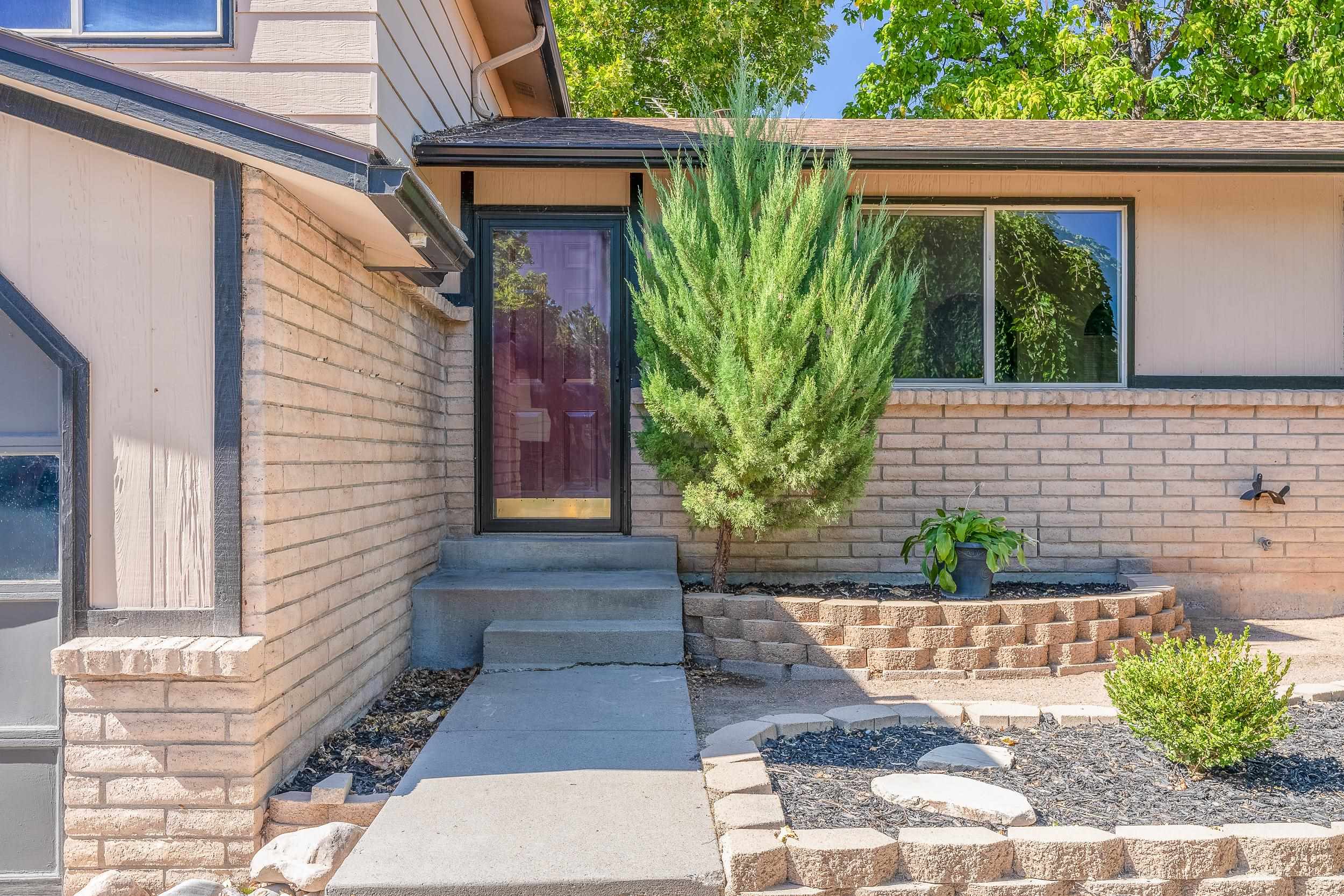 623 Broken Spoke Road Grand Junction, CO 81504 - Photo 3 of 27 a view of a entryway door
