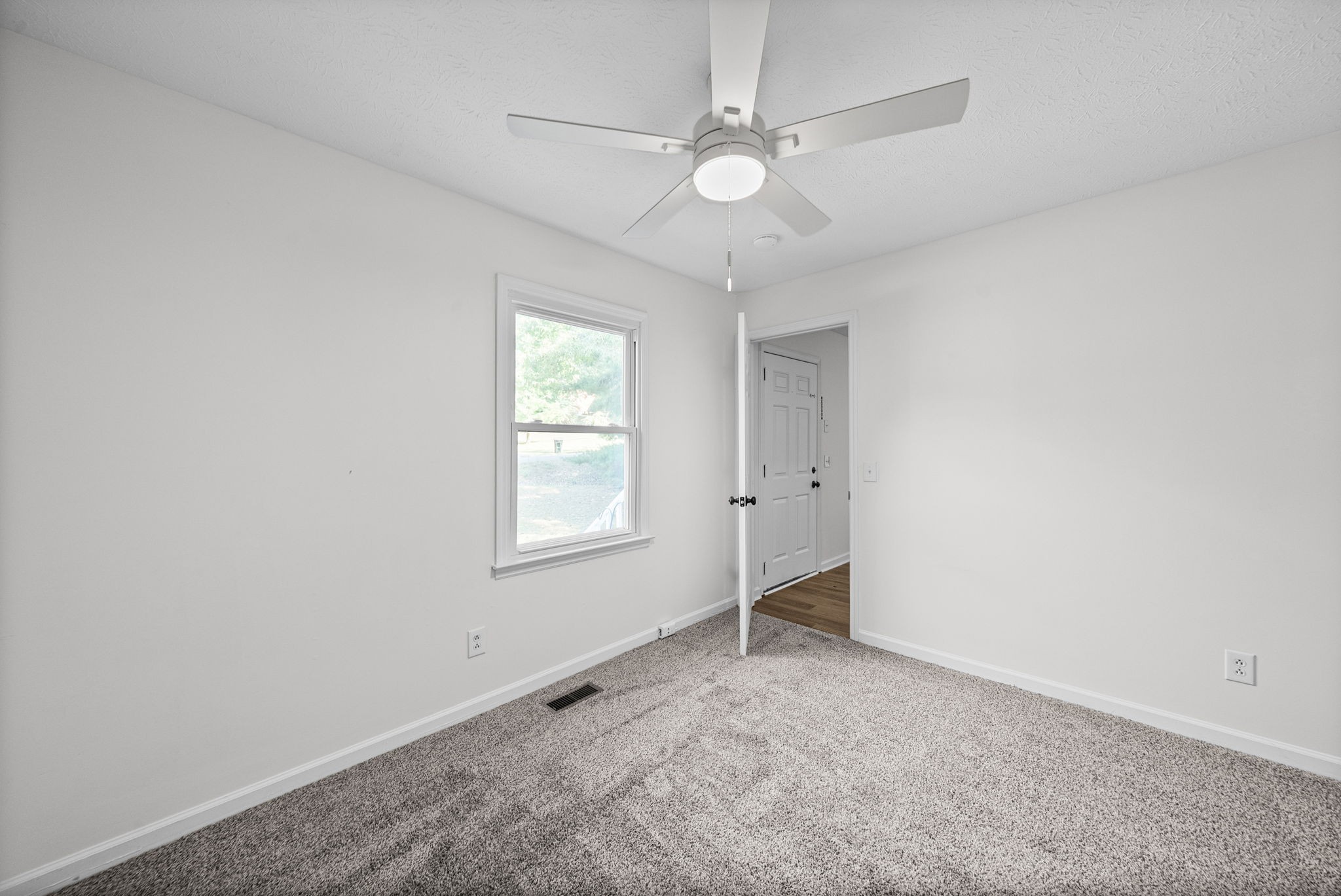 205 Timberlake Drive Springfield, TN 37172 - Photo 13 of 27 Gallery Image 13