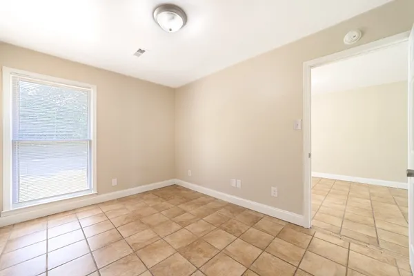 $775 | 211 Oak Street, Unit 3, Clarksville, TN 37042