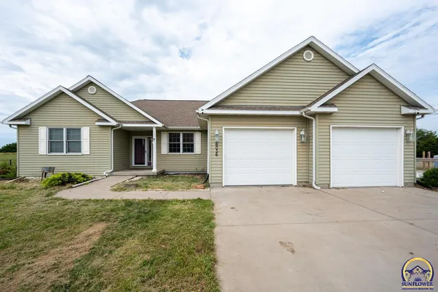 $579,900 | 6036 Southeast Adams Street, Topeka, KS 66609