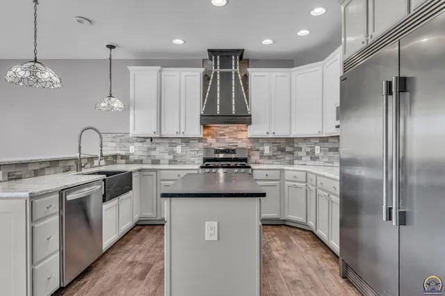 $579,900 | 6036 Southeast Adams Street, Topeka, KS 66609