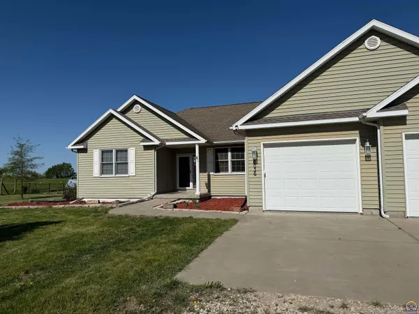 $574,900 | 6036 Southeast Adams Street, Topeka, KS 66609