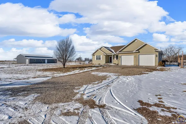 $574,900 | 6036 Southeast Adams Street, Topeka, KS 66609