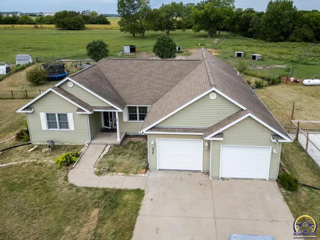 $579,900 | 6036 Southeast Adams Street, Topeka, KS 66609