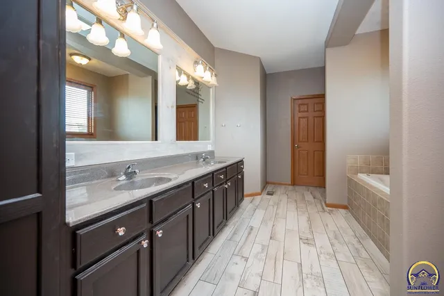 $579,900 | 6036 Southeast Adams Street, Topeka, KS 66609