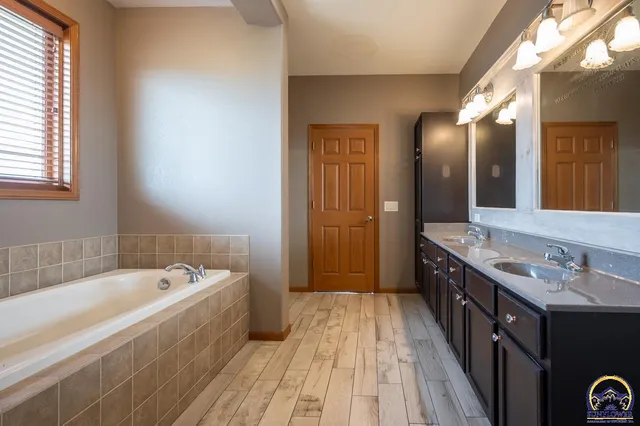 $579,900 | 6036 Southeast Adams Street, Topeka, KS 66609