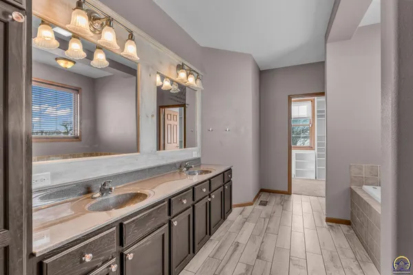 $574,900 | 6036 Southeast Adams Street, Topeka, KS 66609