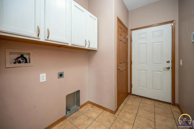 $579,900 | 6036 Southeast Adams Street, Topeka, KS 66609