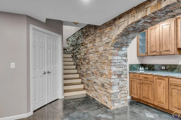 $574,900 | 6036 Southeast Adams Street, Topeka, KS 66609