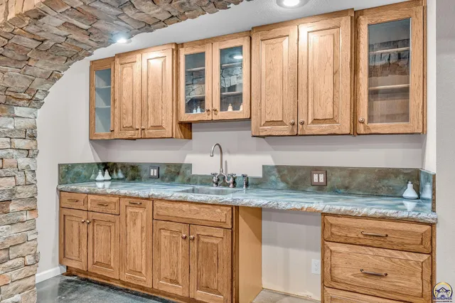 $579,900 | 6036 Southeast Adams Street, Topeka, KS 66609