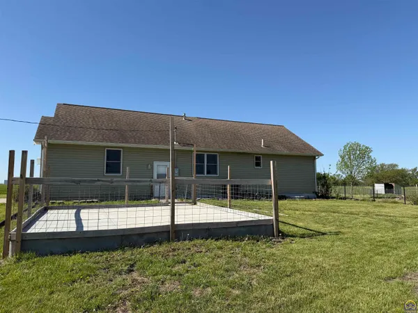 $574,900 | 6036 Southeast Adams Street, Topeka, KS 66609