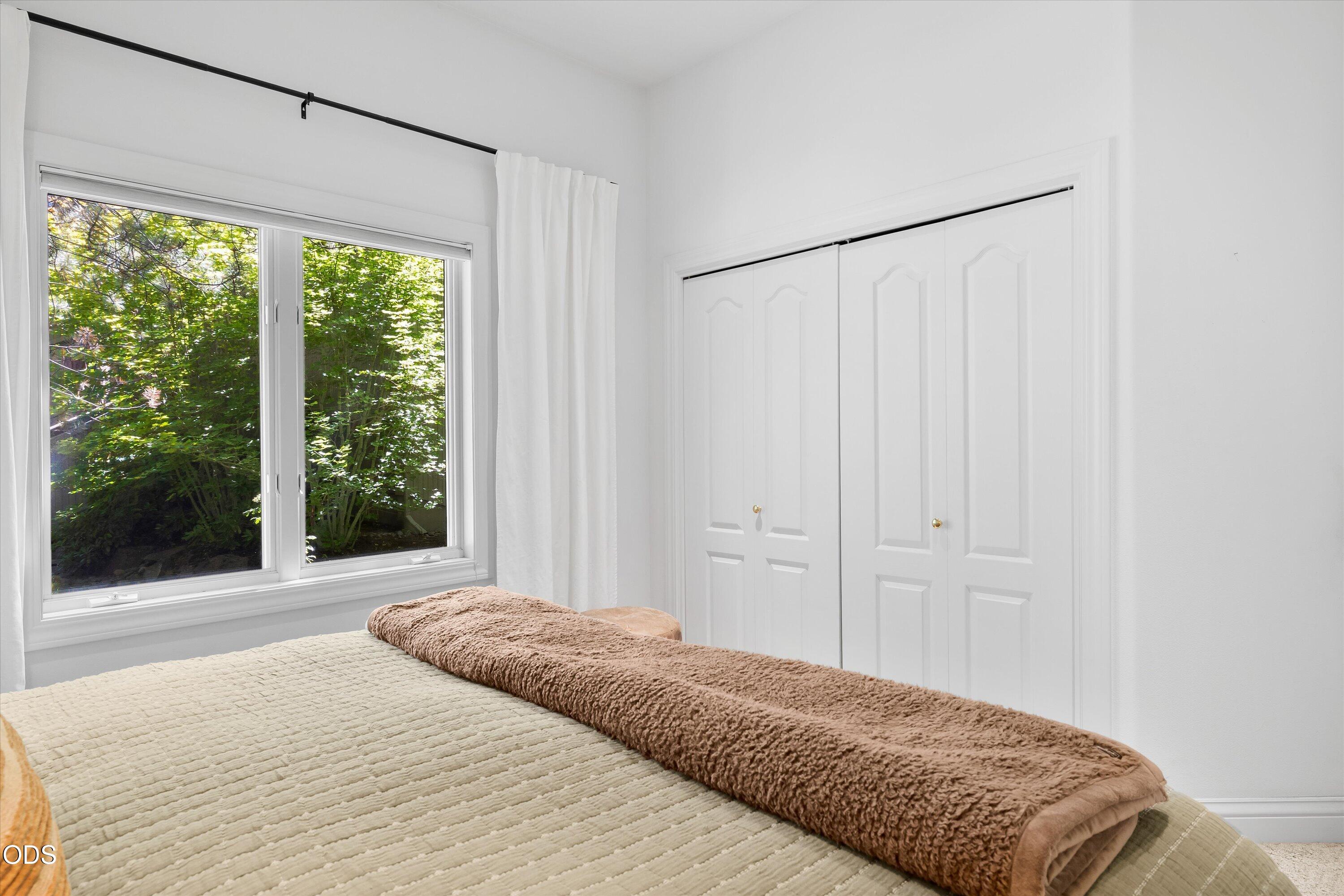 60726 Golf Village Loop Bend, OR 97702 - Photo 26 of 63