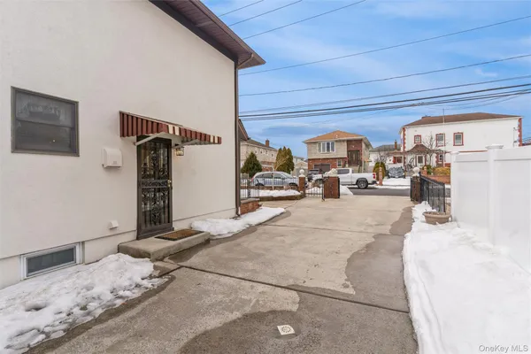 $1,099,000 | 77 Lucille Avenue, Elmont, NY 11003