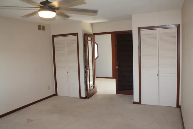 $299,900 | 2027 Charles Street, La Crosse, WI 54603