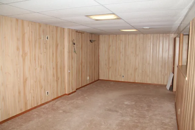 $299,900 | 2027 Charles Street, La Crosse, WI 54603