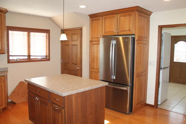 $299,900 | 2027 Charles Street, La Crosse, WI 54603