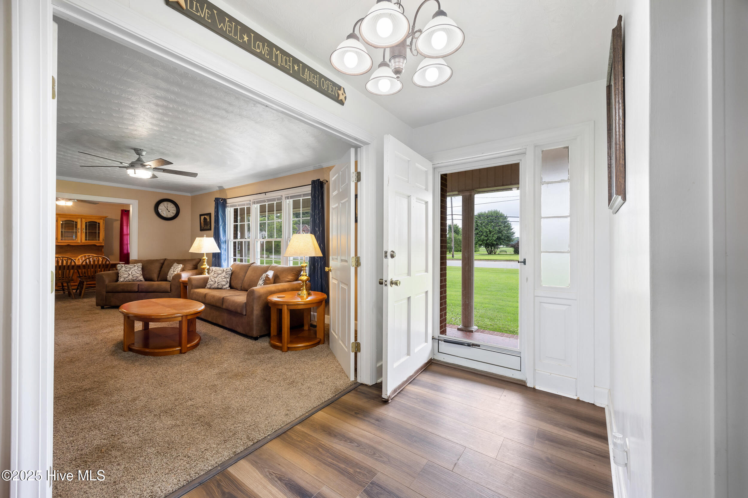 304 North Main Street Colerain, NC 27924 - Photo 11 of 52 Foyer/Living Room