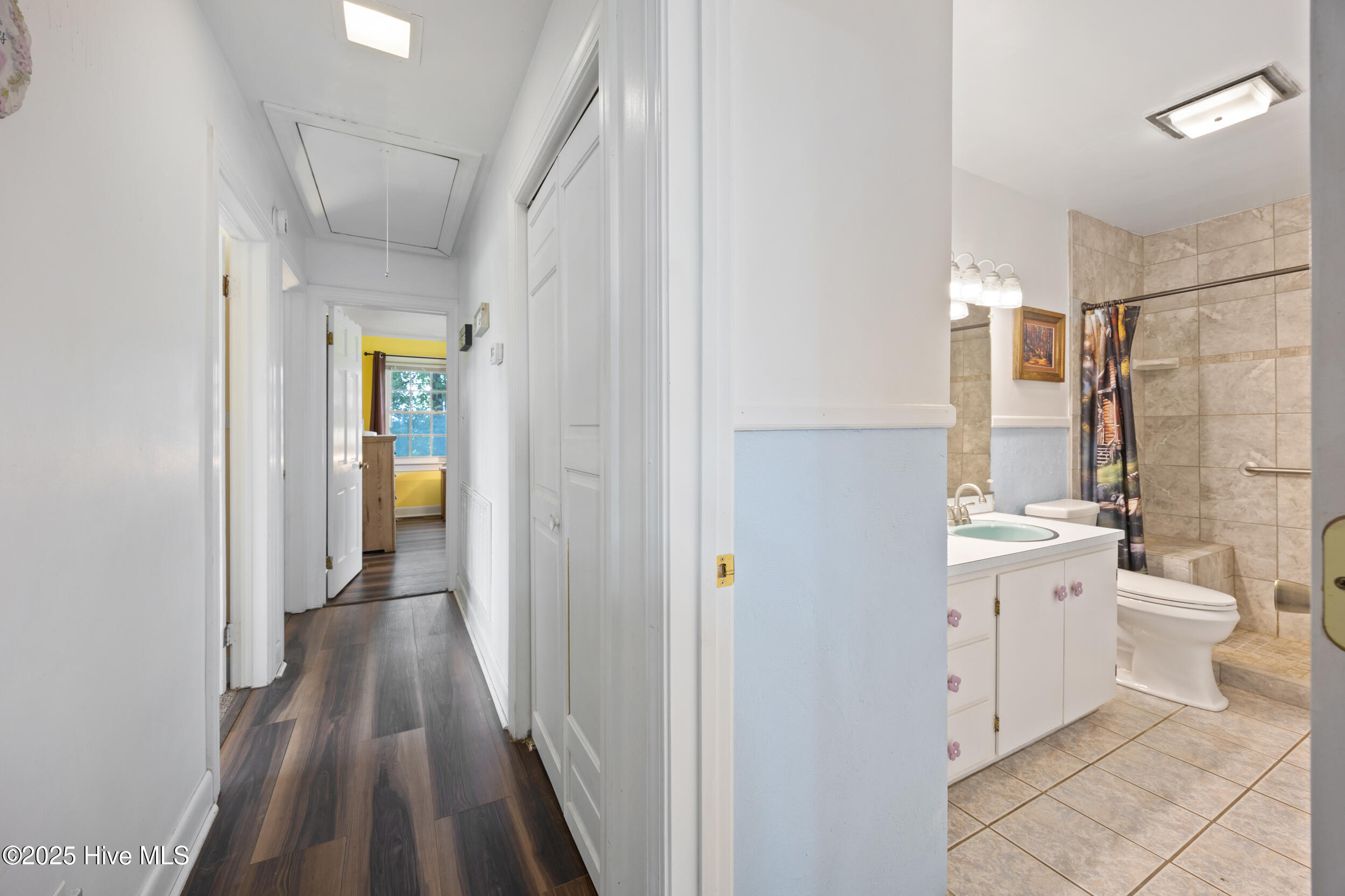 304 North Main Street Colerain, NC 27924 - Photo 12 of 52 Hallway/Hall Bath