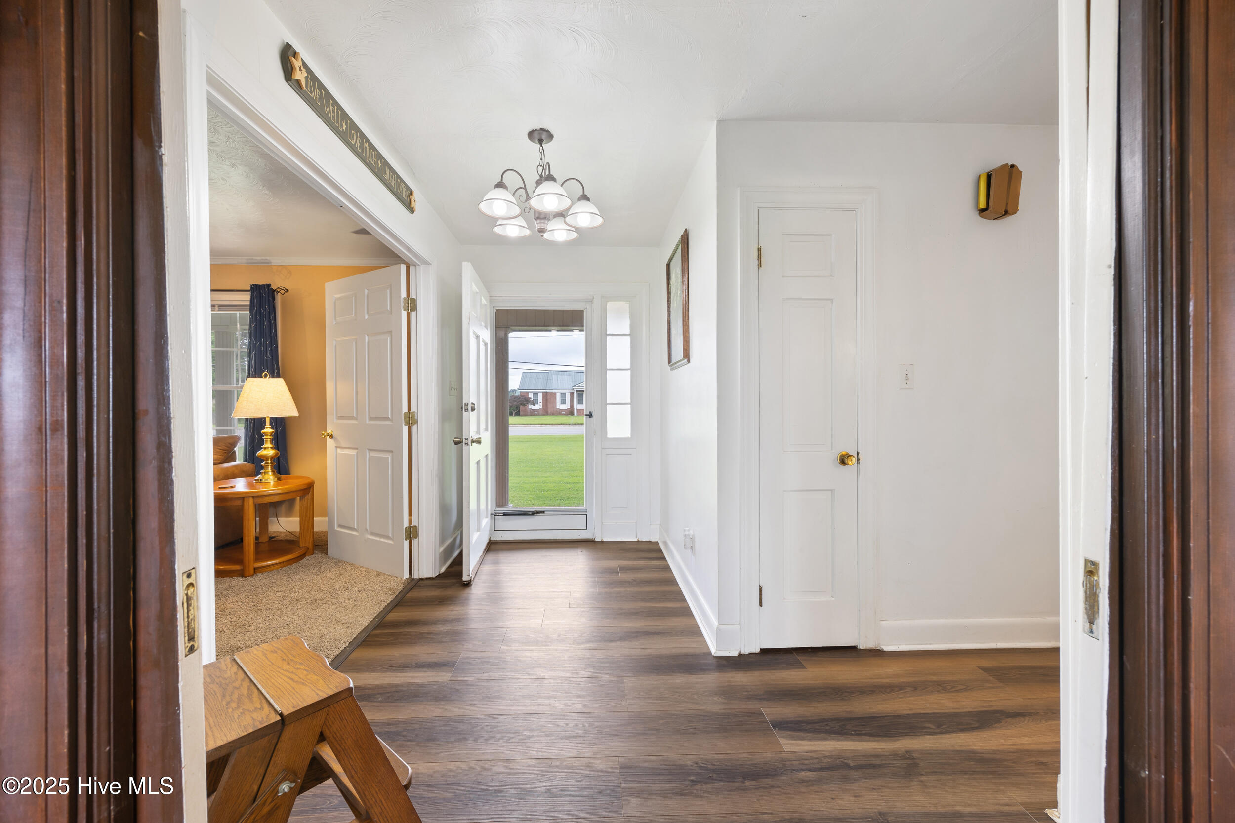 304 North Main Street Colerain, NC 27924 - Photo 9 of 52 Foyer