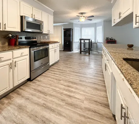 $2,250 | 6843 Lake Charlene Drive, Pensacola, FL 32506