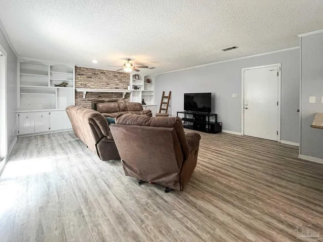 $2,250 | 6843 Lake Charlene Drive, Pensacola, FL 32506