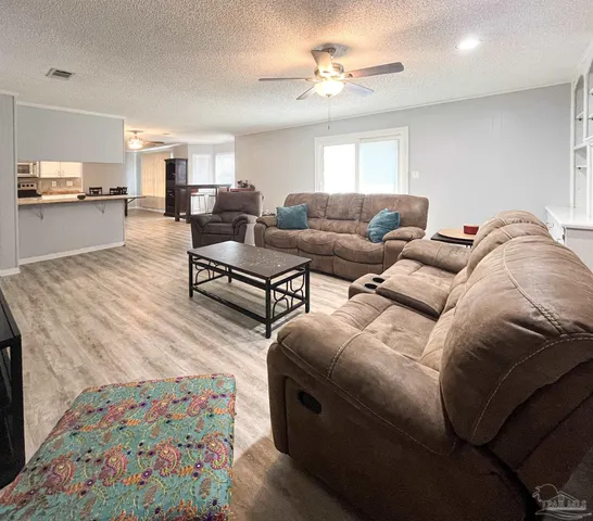 $2,250 | 6843 Lake Charlene Drive, Pensacola, FL 32506