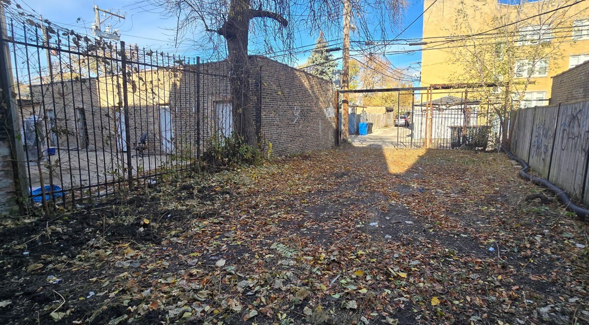 2442 West 63rd Street Chicago, IL 60629 - Photo 3 of 13 a view of a outdoor space