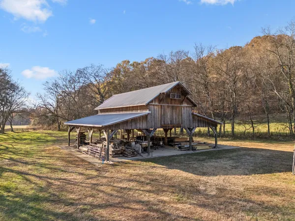 a view of an ocean with a park
