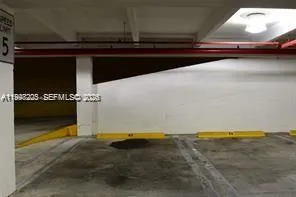 $2,300 | Miami Urban Acres, Miami, FL 33145