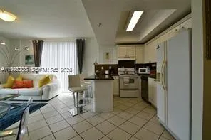 $2,300 | Miami Urban Acres, Miami, FL 33145