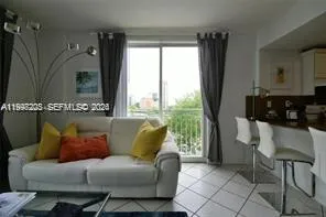 $2,300 | Miami Urban Acres, Miami, FL 33145