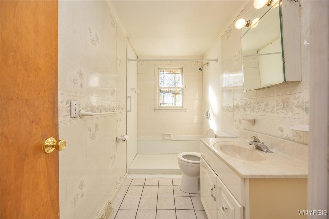 3980 Ridgelea Drive Lockport, NY 14094 - Photo 21 of 29
