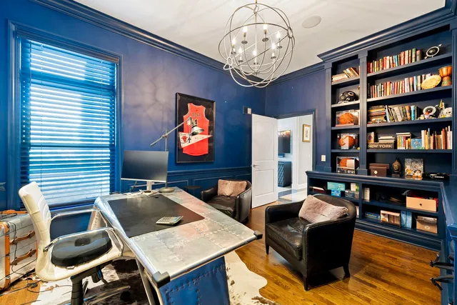 $2,500,000 | 950 Gage Lane, Lake Forest, IL 60045