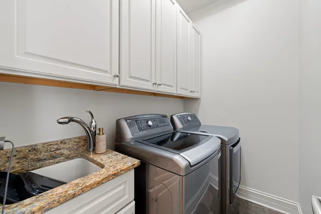 $2,500,000 | 950 Gage Lane, Lake Forest, IL 60045