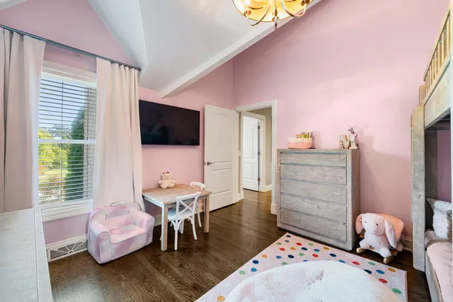 $2,500,000 | 950 Gage Lane, Lake Forest, IL 60045