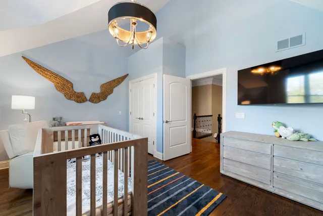 $2,500,000 | 950 Gage Lane, Lake Forest, IL 60045