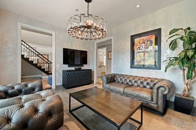 $2,500,000 | 950 Gage Lane, Lake Forest, IL 60045