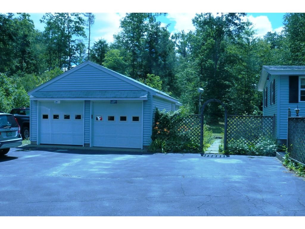 685 Newton Road Vernon, VT 05354 - Photo 21 of 31 Gallery Image 21
