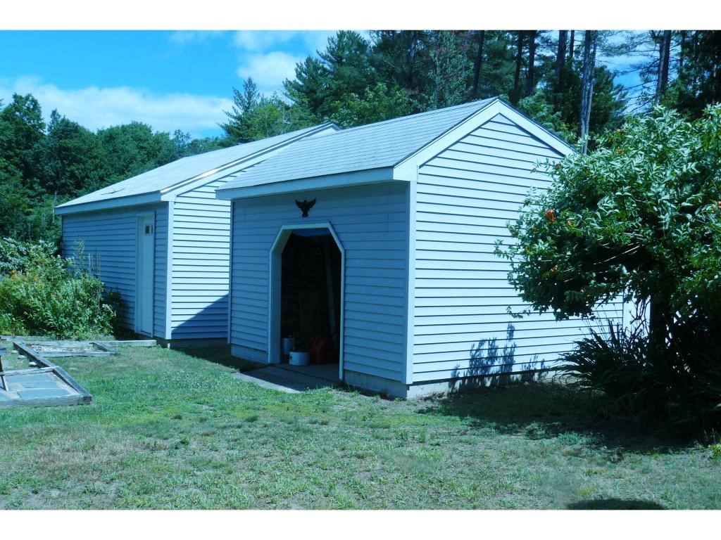 685 Newton Road Vernon, VT 05354 - Photo 28 of 31 Gallery Image 28