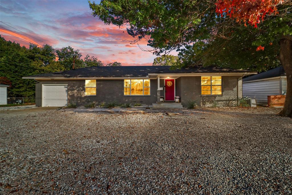 a front view of house with yard
