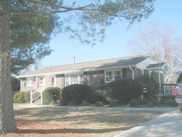 408 Reeves Drive Simpsonville, SC 29681 - Photo 1 of 9 Gallery Image 1
