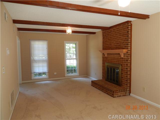 8637 Stoneface Road Charlotte, NC 28214 - Photo 5 of 10 Gallery Image 5