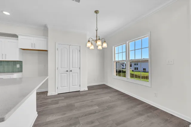 $449,900 | 370 Kingland Lane, Clarksville, TN 37043