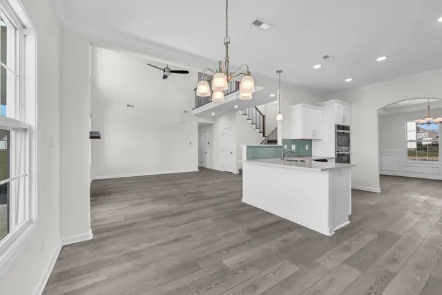 $449,900 | 370 Kingland Lane, Clarksville, TN 37043