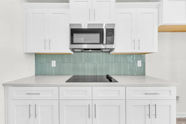 $449,900 | 370 Kingland Lane, Clarksville, TN 37043