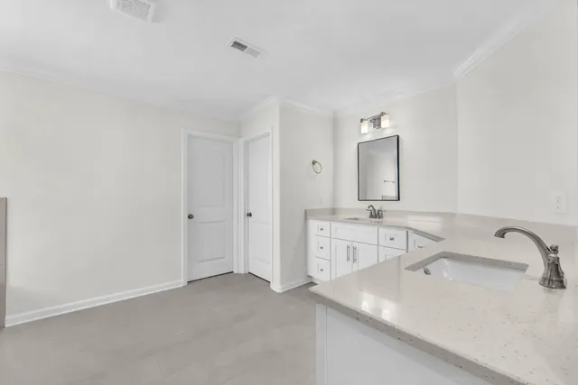 $449,900 | 370 Kingland Lane, Clarksville, TN 37043