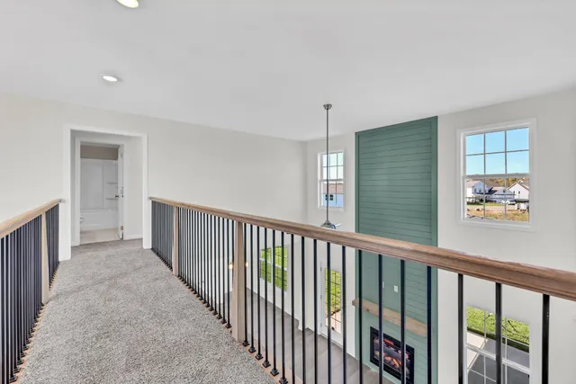 $449,900 | 370 Kingland Lane, Clarksville, TN 37043