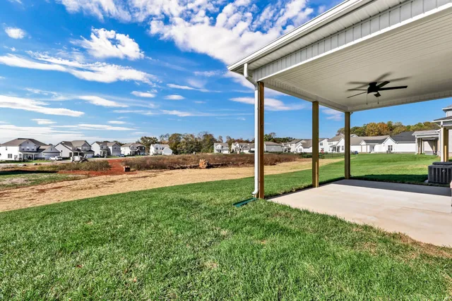 $449,900 | 370 Kingland Lane, Clarksville, TN 37043